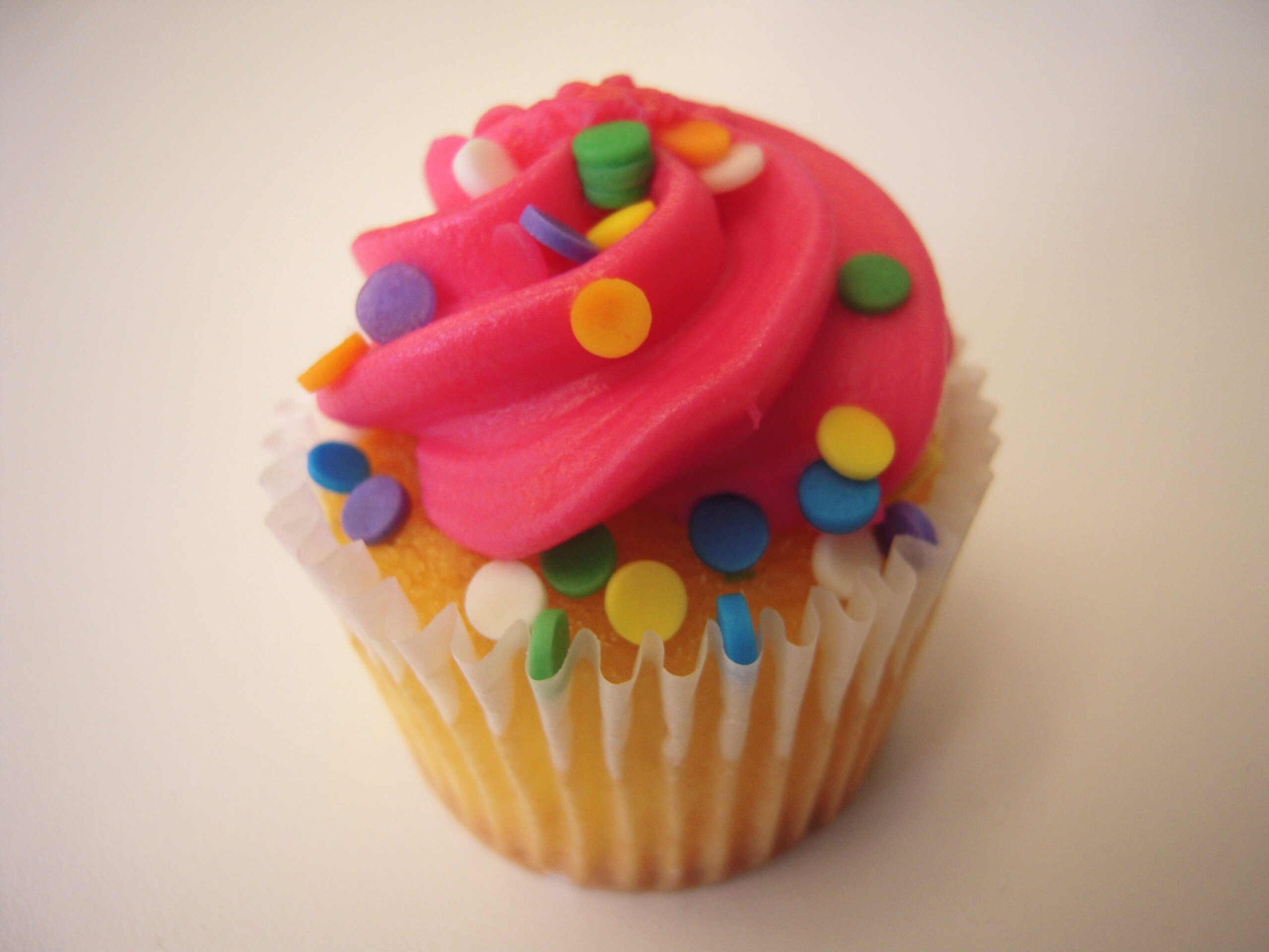 pink cup cake